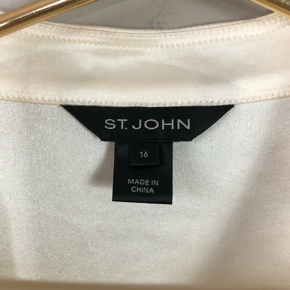 St John Ivory Satin Gold Button Long Sleeve Blouse 16 - Picture 9 of 9